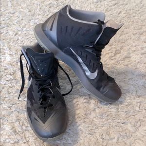 Nike Men’s 12 Black Hyperquickness Basketball Shoe
